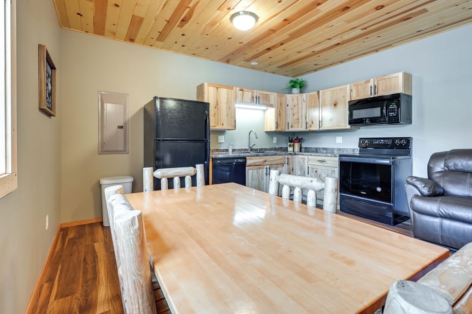 Cottage (2 Bedrooms) | Interior