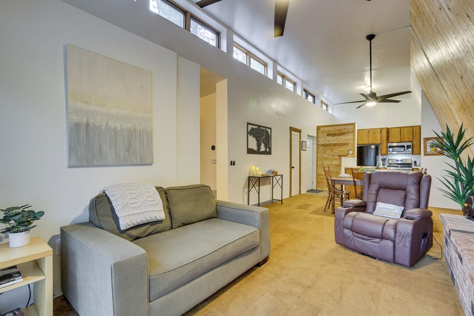 House (3 Bedrooms) | Interior