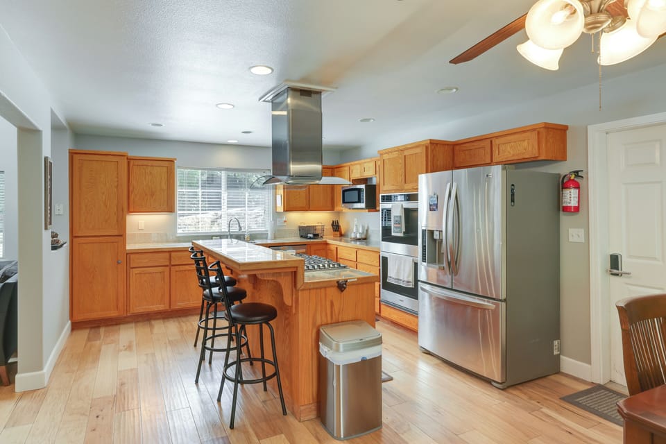 House (3 Bedrooms) | Interior
