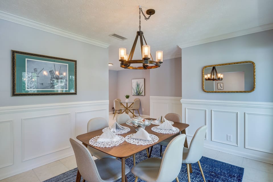 House (4 Bedrooms) | Interior