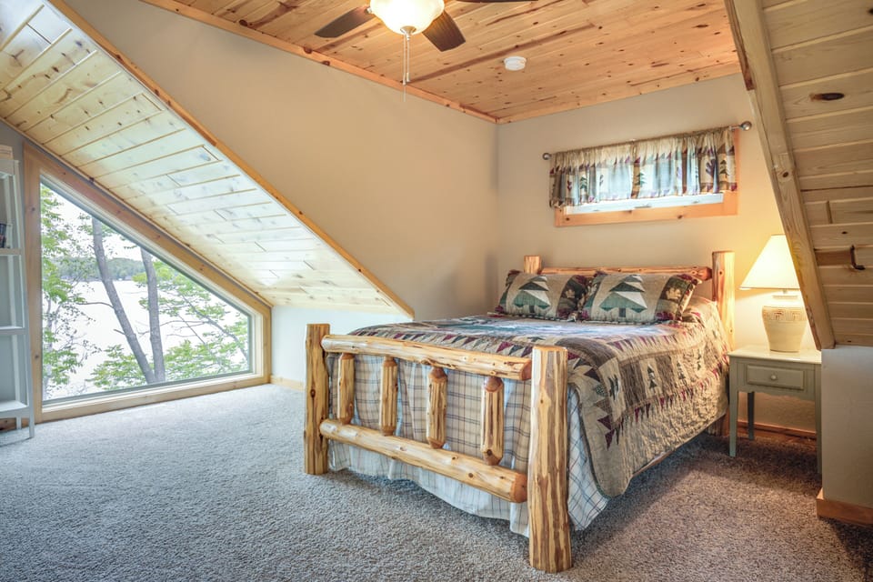 Lakefront Wisconsin Cabin: Dock, Walk to Beach! Cottage in Wisconsin