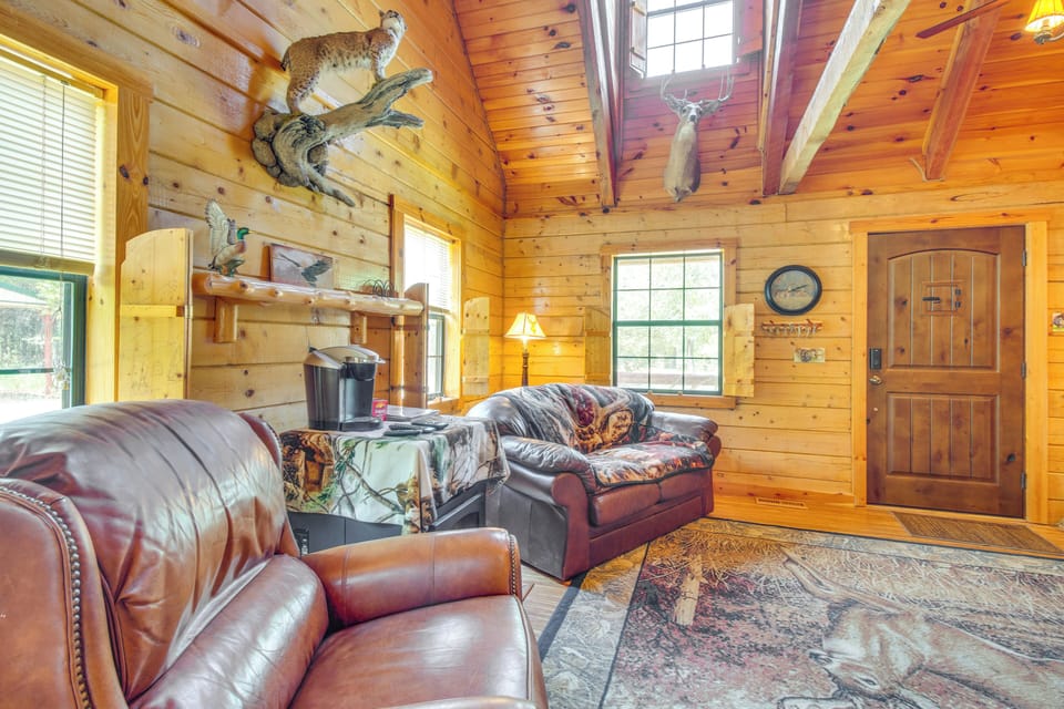 House (3 Bedrooms) | Interior