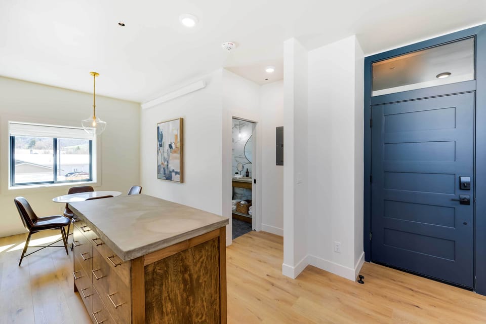 Apartment (1 Bedroom) | Interior