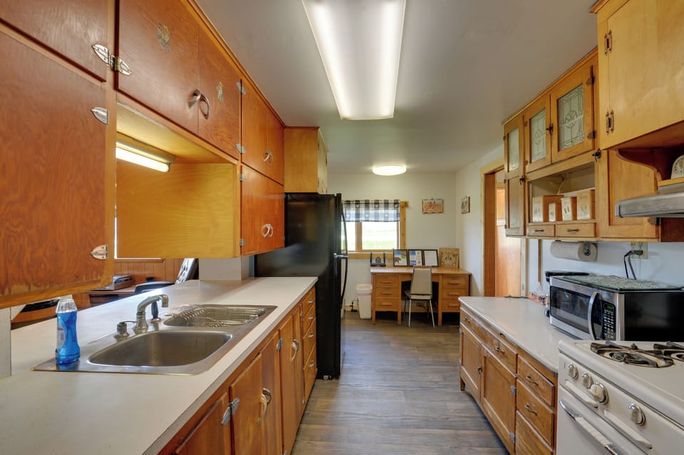 House (5 Bedrooms) | Interior