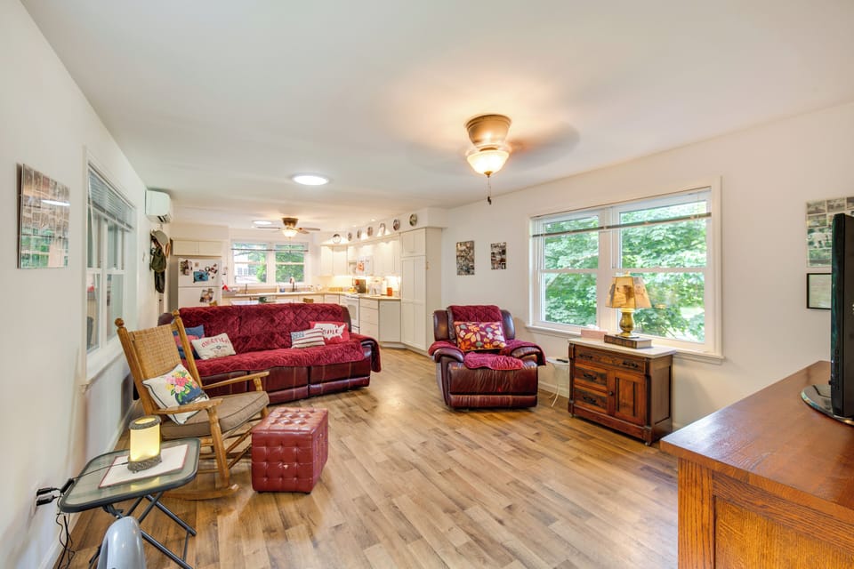 Cottage (2 Bedrooms) | Interior