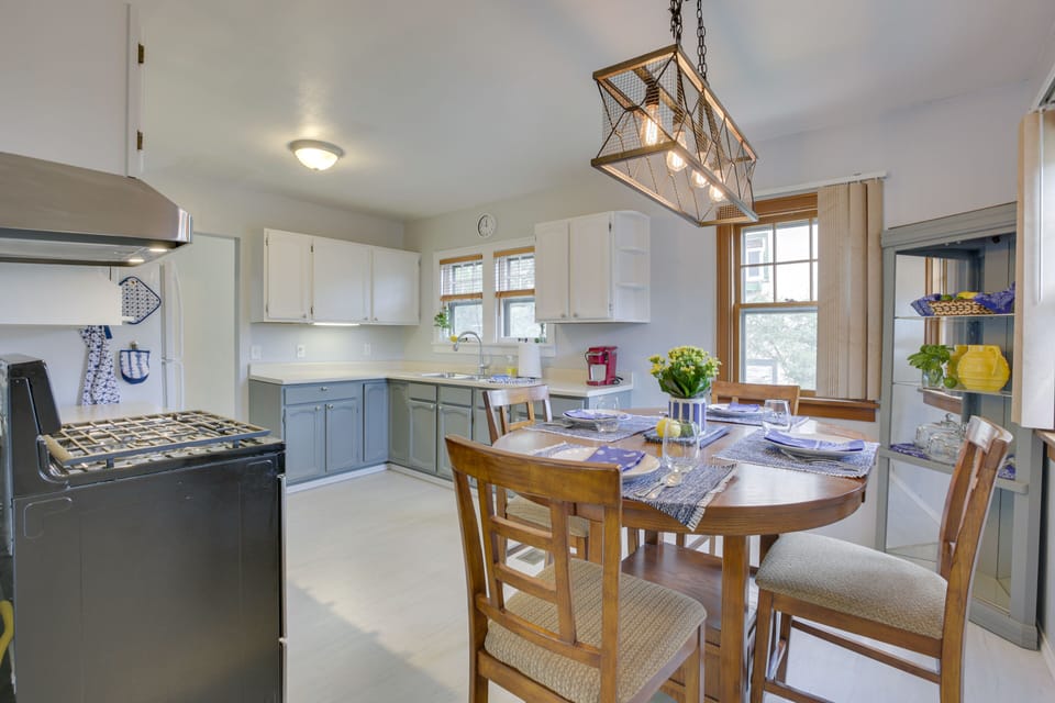 Cottage (2 Bedrooms) | Interior