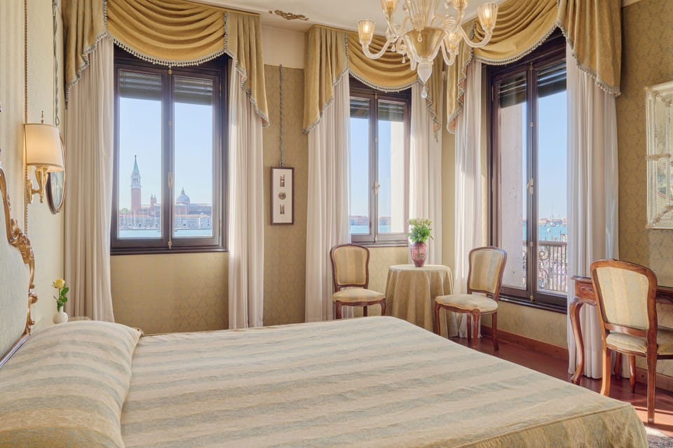 Premium bedding, pillowtop beds, minibar, in-room safe