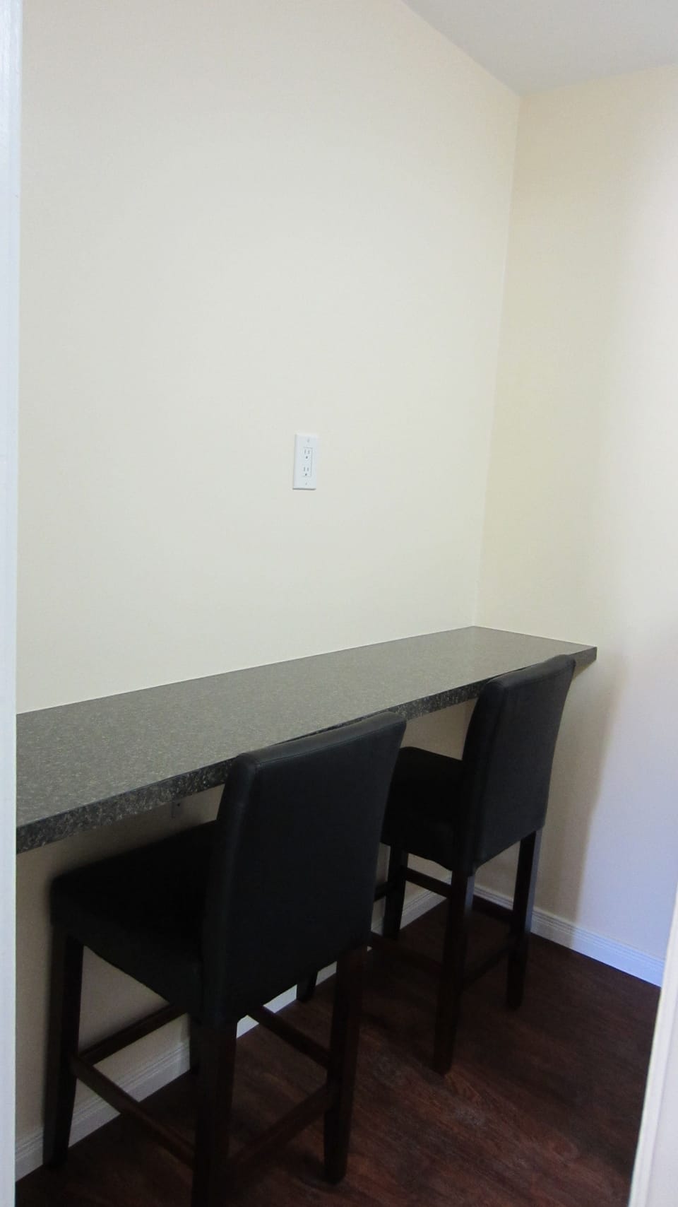 Suite, 2 Double Beds, Kitchenette | Living area | 27-inch TV with cable channels