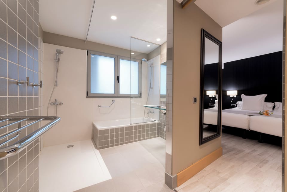 Premium bedding, minibar, in-room safe, individually decorated