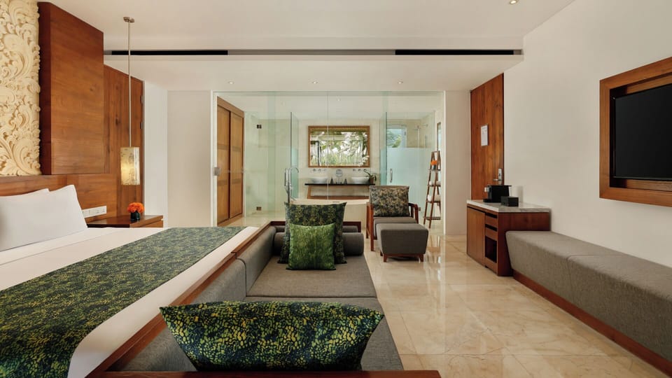 Suite, 2 Bedrooms | Minibar, in-room safe, desk, laptop workspace