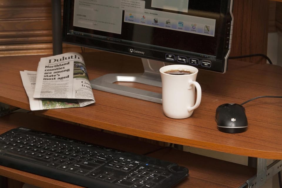 Laptop workspace, iron/ironing board, free WiFi, bed sheets