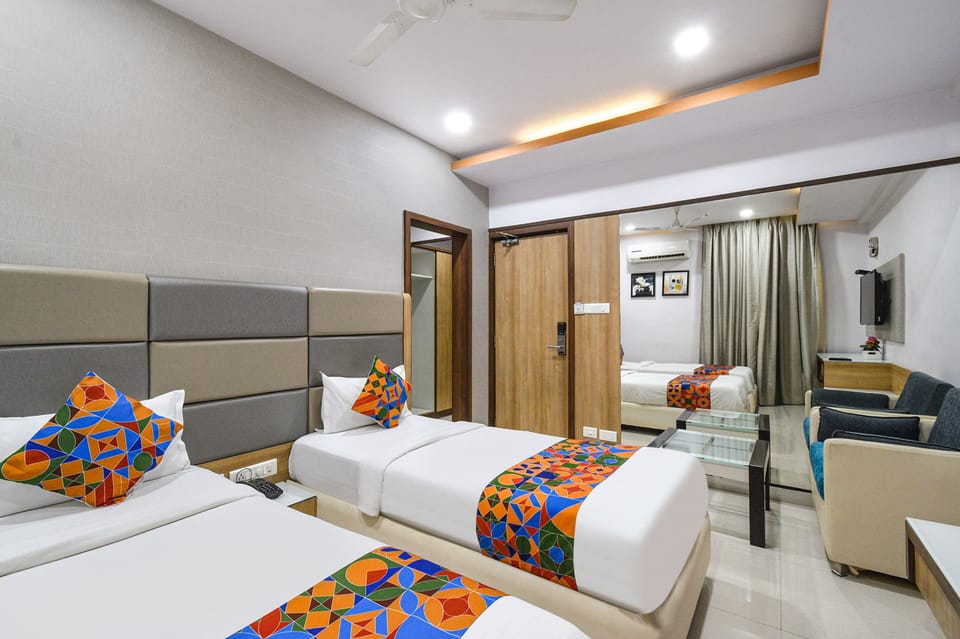 Premium Room | Egyptian cotton sheets, premium bedding, in-room safe, free WiFi