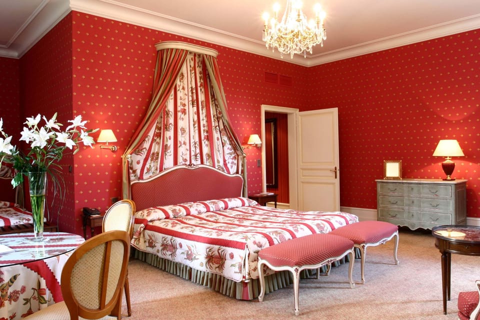 Standard Room | Premium bedding, minibar, in-room safe, desk