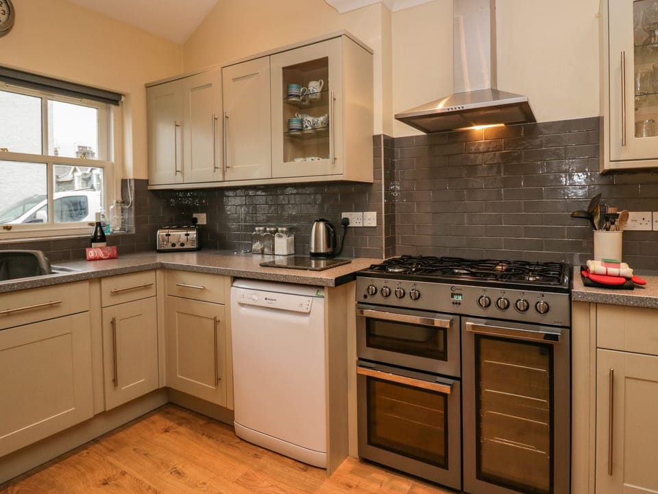 Fridge, dishwasher, electric kettle, toaster