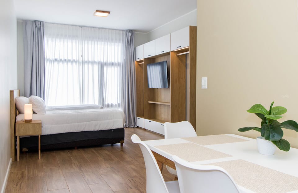 Soundproofing, WiFi (free), bed sheets
