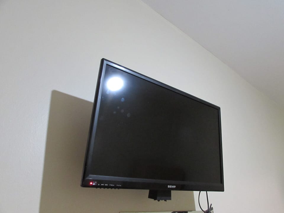 Economy Single Room | Desk, soundproofing, iron/ironing board, free WiFi