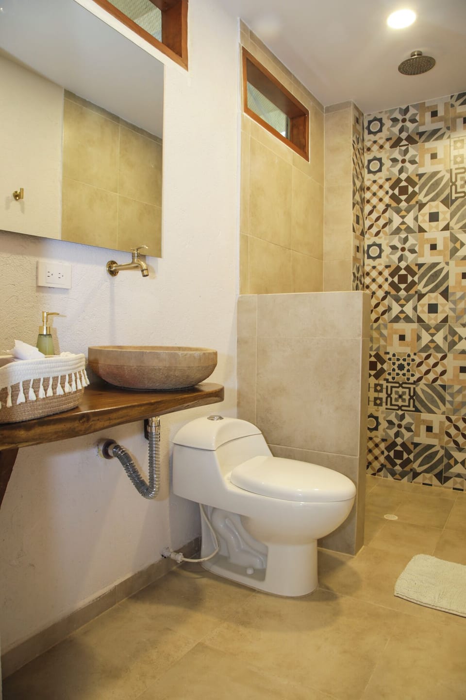 Comfort Loft | Bathroom | Deep soaking tub, rainfall showerhead, towels, soap