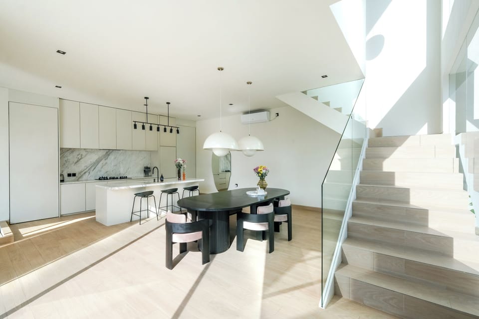 Villa, 3 Bedrooms | Dining room