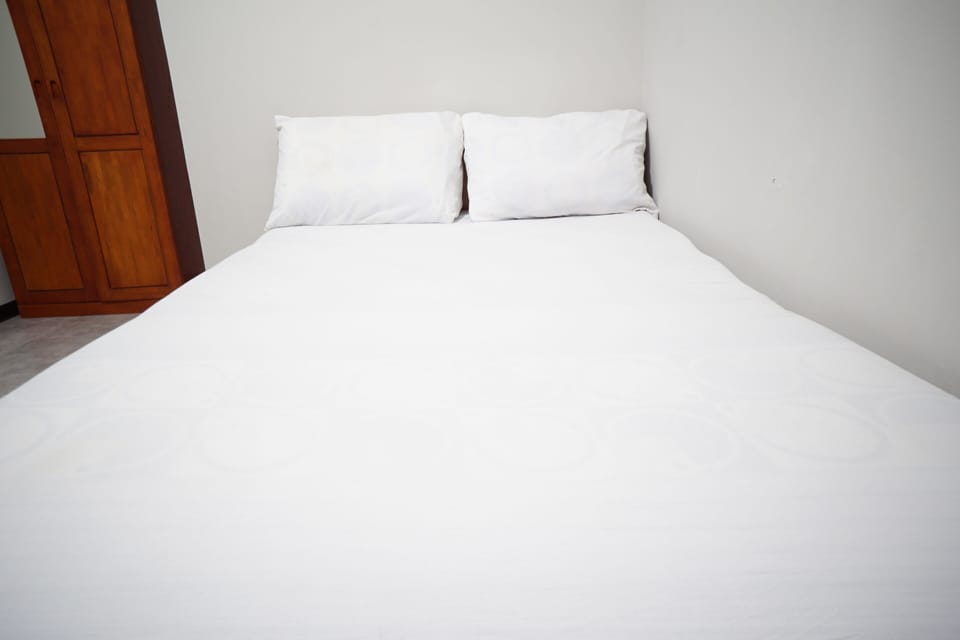 Deluxe Room | 1 bedroom, laptop workspace, free WiFi, bed sheets