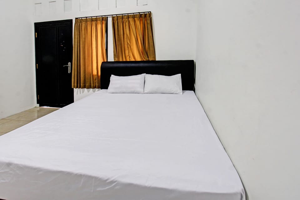 Standard Double Room | Bed sheets