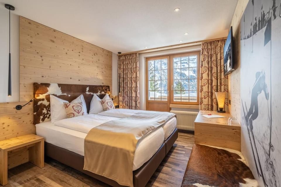 In-room safe, desk, blackout drapes, free WiFi