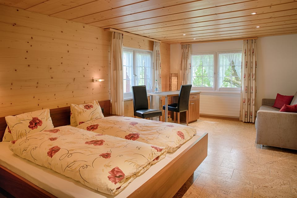 Comfort Room | Bathroom | Shower, hair dryer, towels