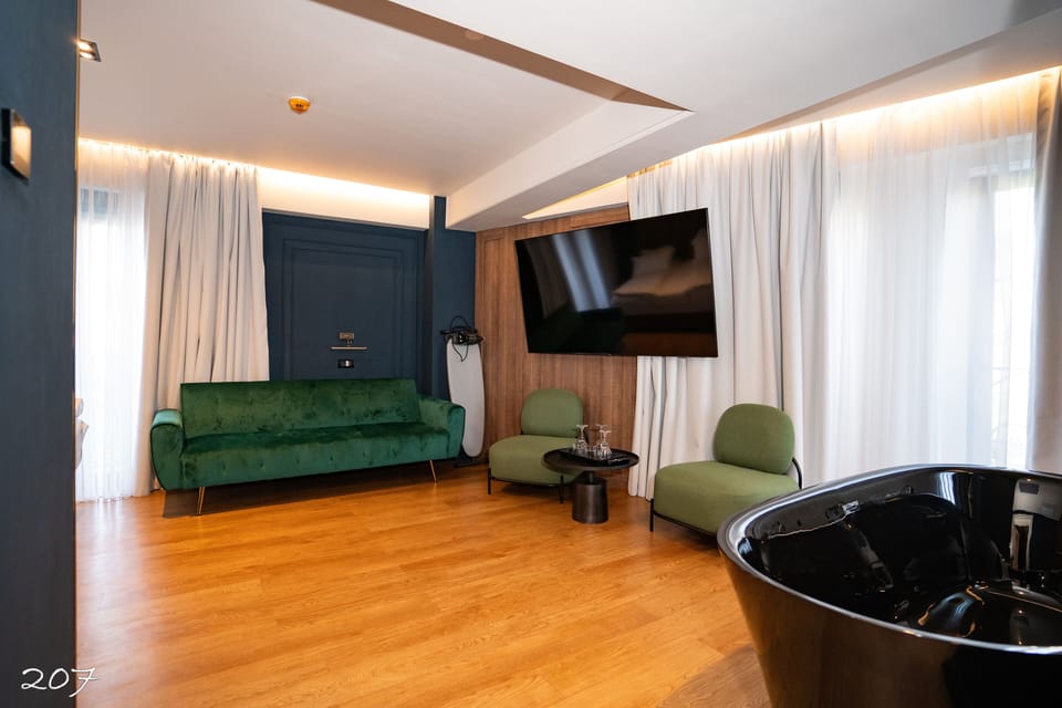 Family Room | Premium bedding, in-room safe, desk, soundproofing