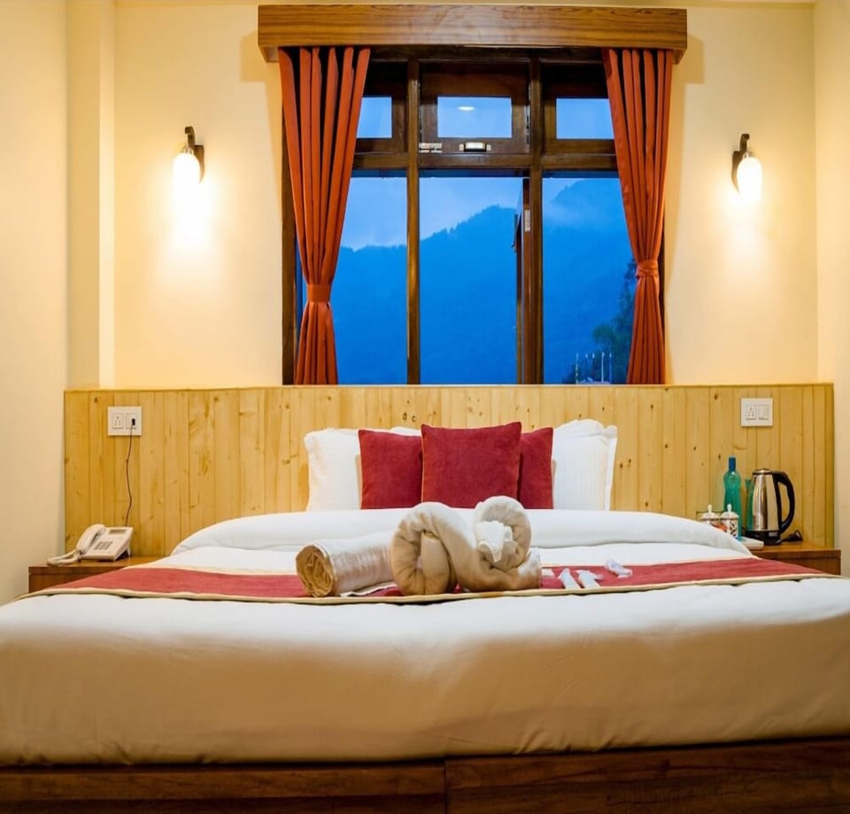 Comfort Double Room | Premium bedding, down comforters, desk, laptop workspace