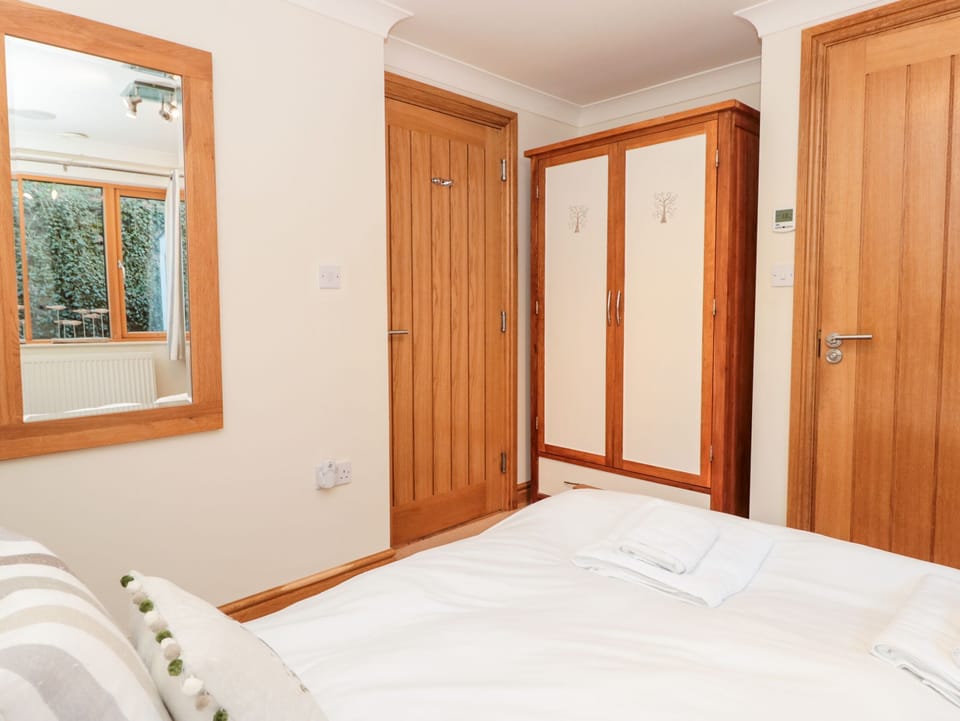 2 bedrooms, WiFi (free), individually decorated, individually furnished