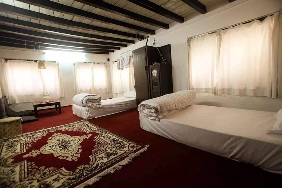 Classic Twin Room | Laptop workspace, soundproofing, iron/ironing board, free WiFi