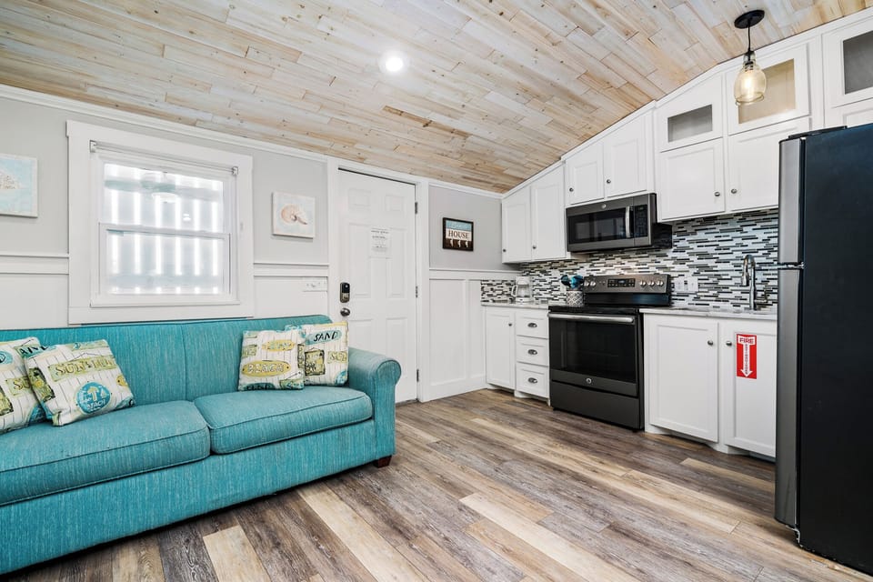 House (3 Bedrooms) | Property amenity