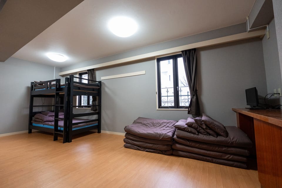 Room | Free WiFi