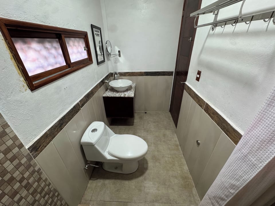 Cabin, Terrace | Bathroom | Shower, towels