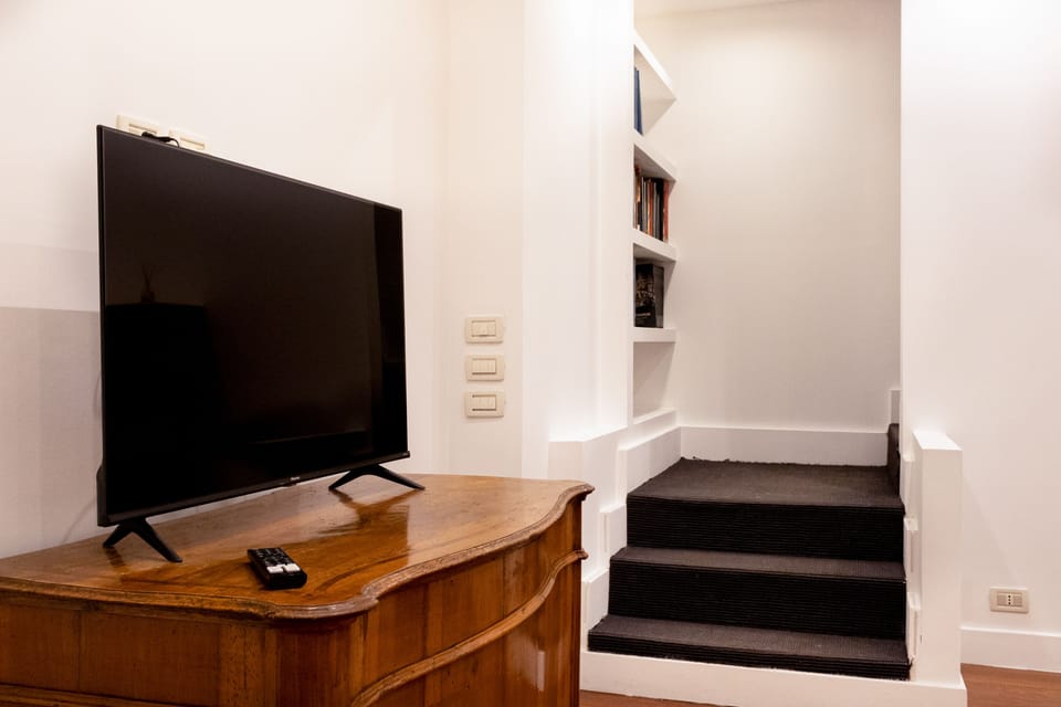 Comfort Condo | Living area