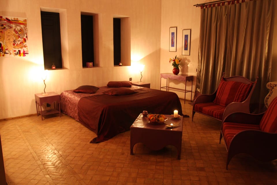 Junior Suite | 1 bedroom, iron/ironing board, free WiFi, bed sheets