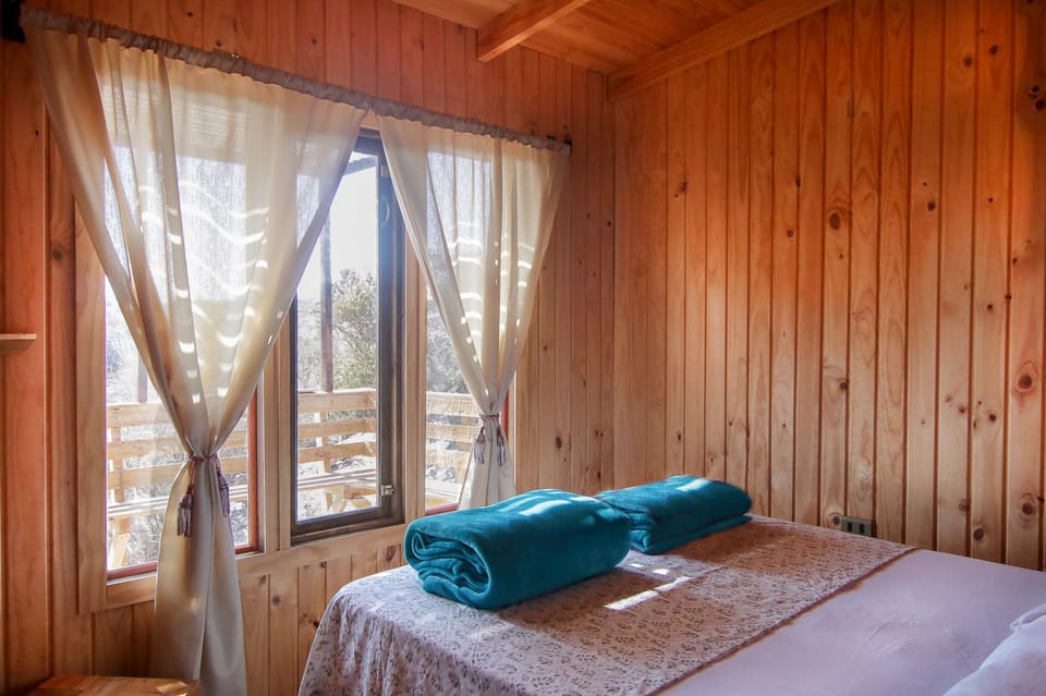 Deluxe Cabin, 2 Bedrooms, Non Smoking, Garden View | Premium bedding, memory foam beds, individually decorated