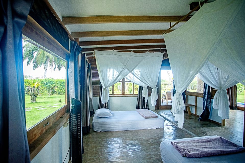 Classic Bungalow | 2 bedrooms, pillowtop beds, desk, laptop workspace