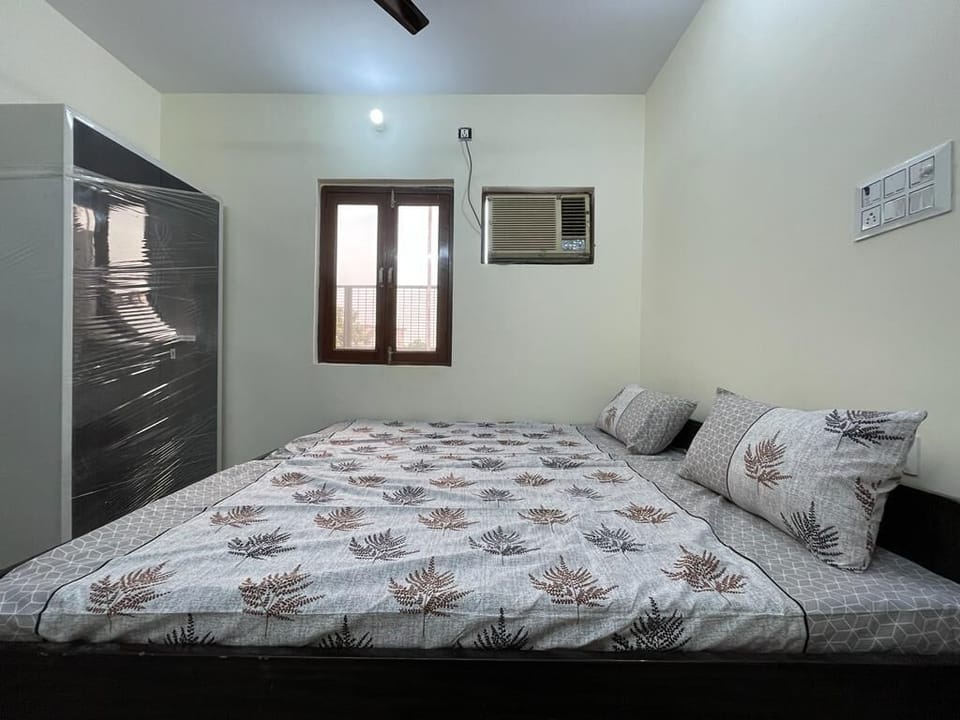 Deluxe Double Room | Desk, soundproofing, free WiFi