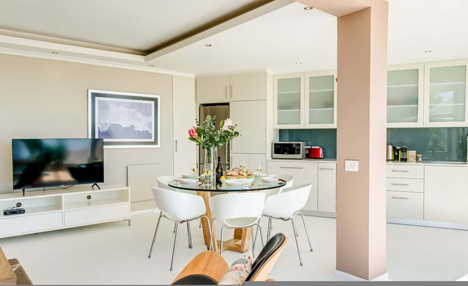 House | 2 bedrooms, desk, Internet