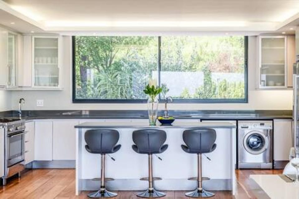 House | 4 bedrooms, Internet