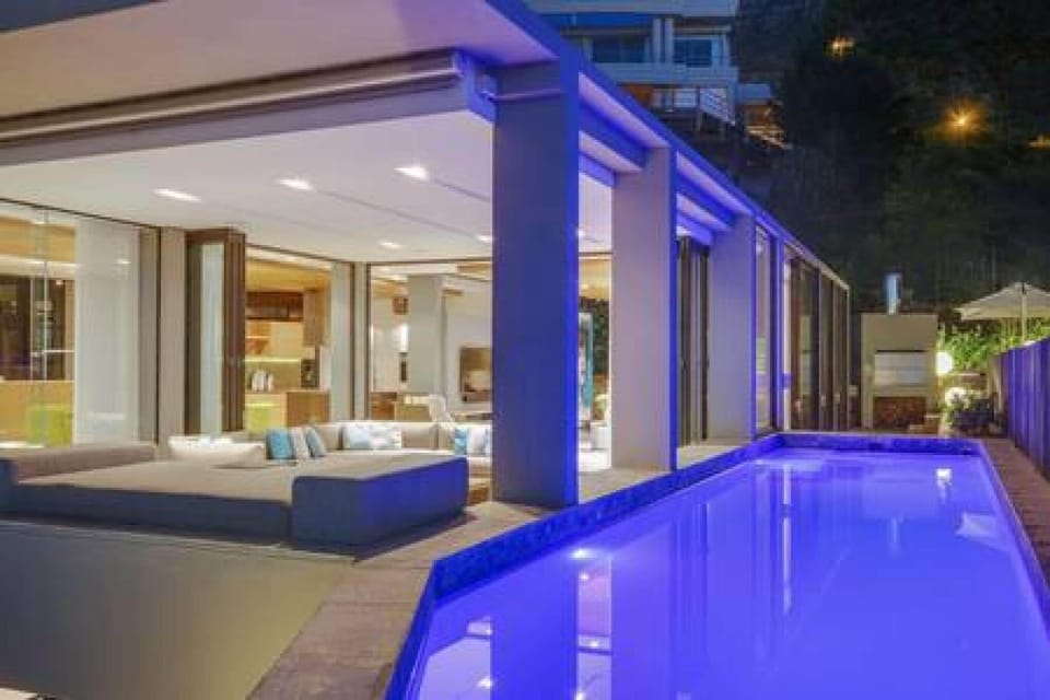 Villa | 5 bedrooms, Internet