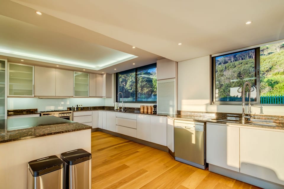 House | 4 bedrooms, Internet