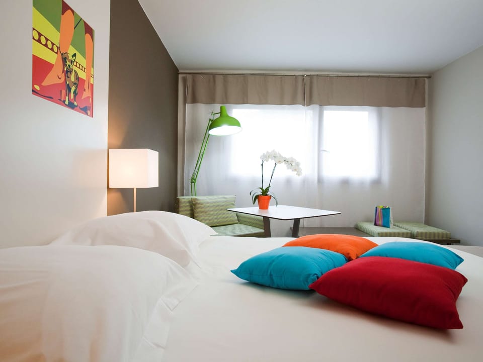 Standard Double Room, 1 Double Bed | Premium bedding, in-room safe, desk, blackout drapes