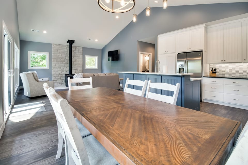 House (2 Bedrooms) | Interior