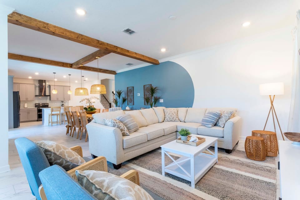 House | 8 bedrooms, high-speed internet