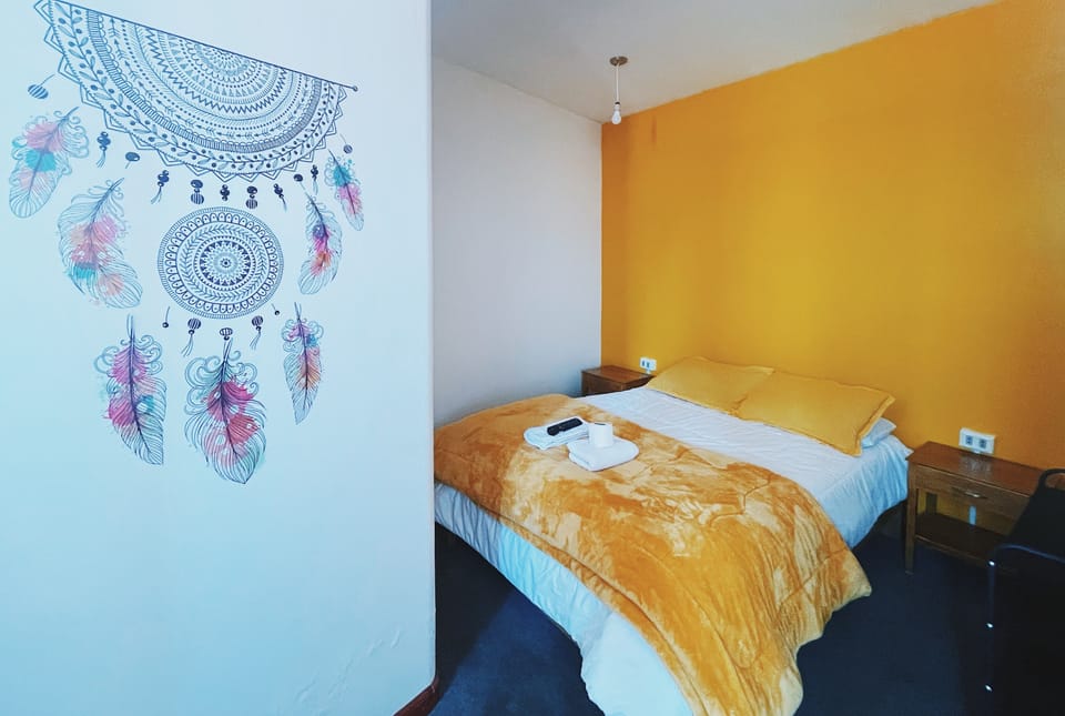 Economy Double Room | Hypo-allergenic bedding available, down comforters, laptop workspace