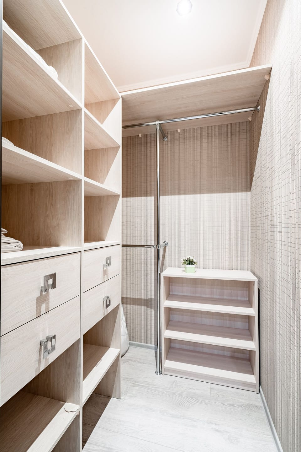Classic Apartment | Wardrobe