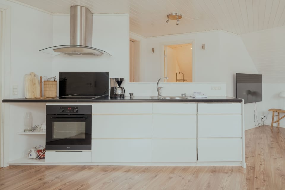Standard Apartment, 2 Bedrooms | Private kitchen | Coffee/tea maker, fridge, oven, stovetop