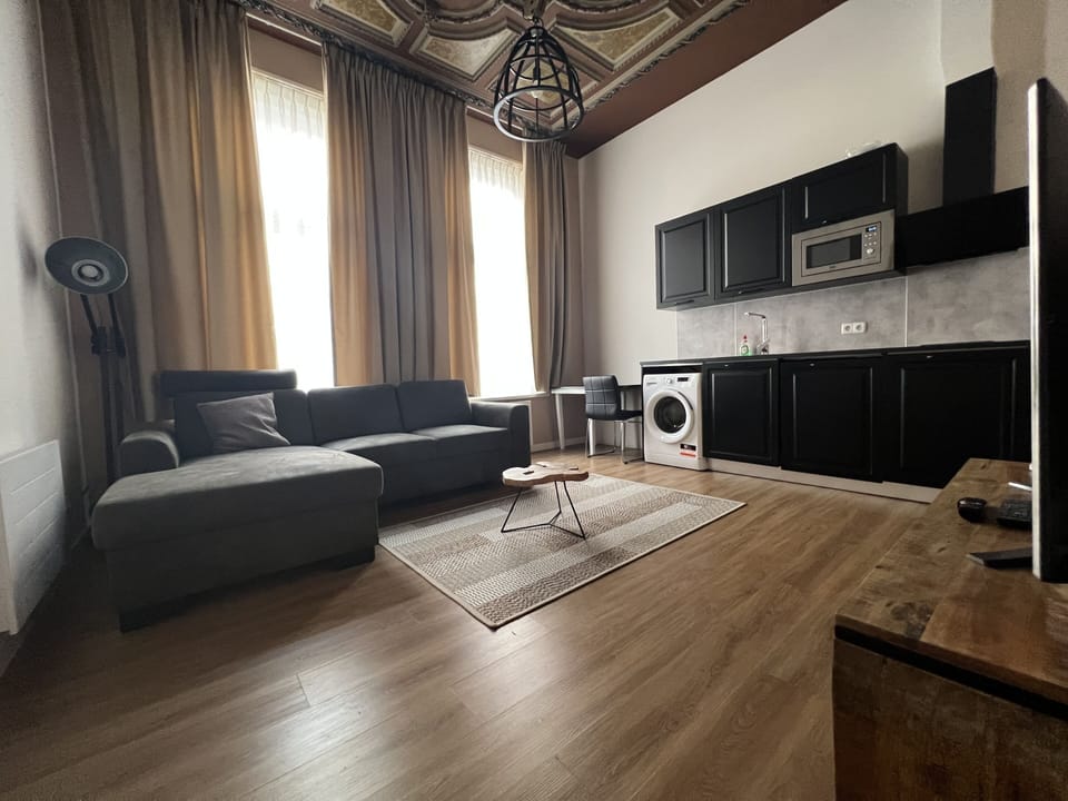 City Apartment 11 | Living area | TV