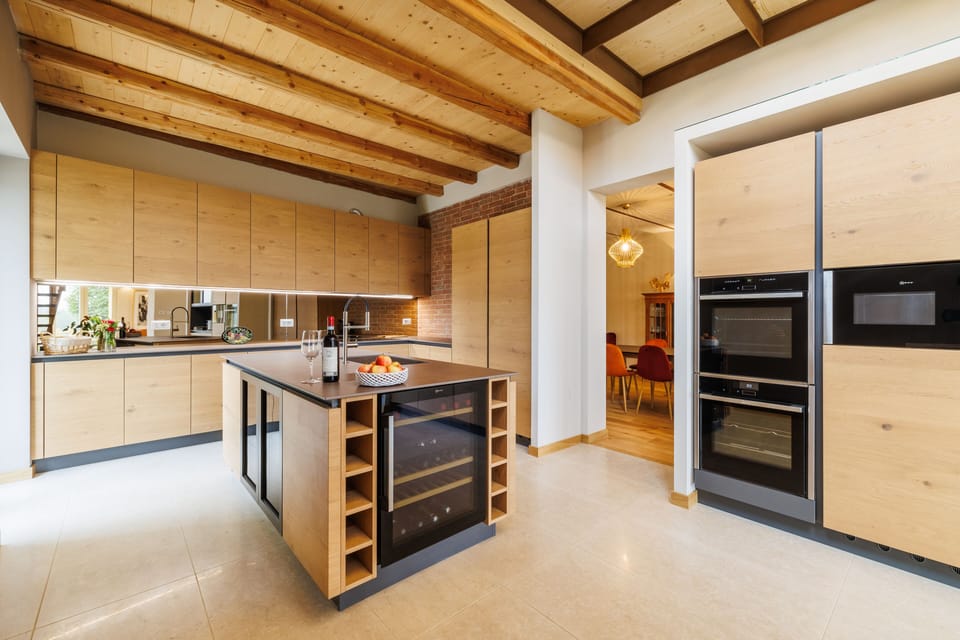 Villa | Private kitchen | Full-size fridge, microwave, oven, stovetop